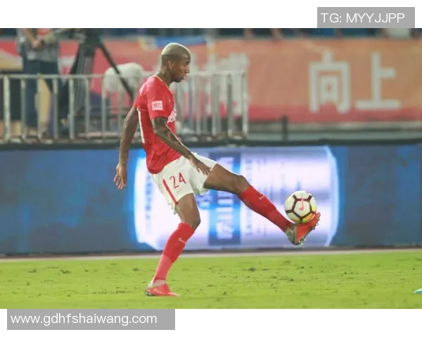 广州恒大与上港精彩对决回放塔利斯卡的绝妙表现引发热议